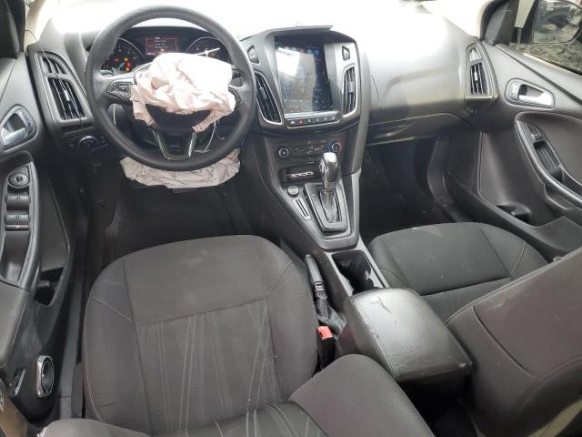 Hatchbacks FORD FOCUS 2016 Biały