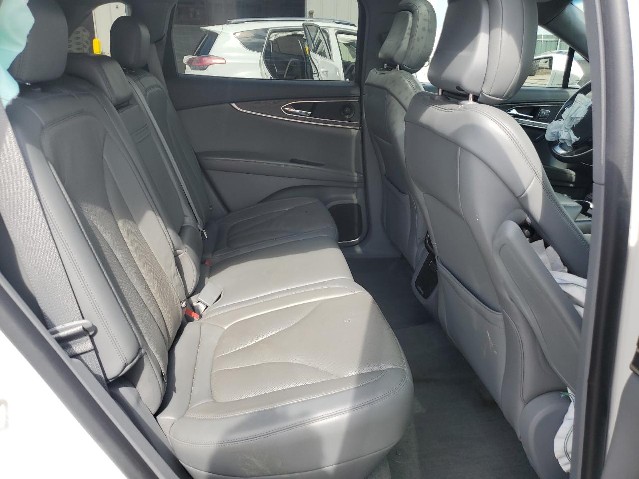2020 Lincoln Nautilus Reserve VIN: 2LMPJ8K94LBL01217 Lot: 61018335