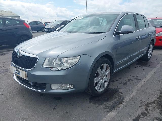 SKODA SUPERB ELE 2013