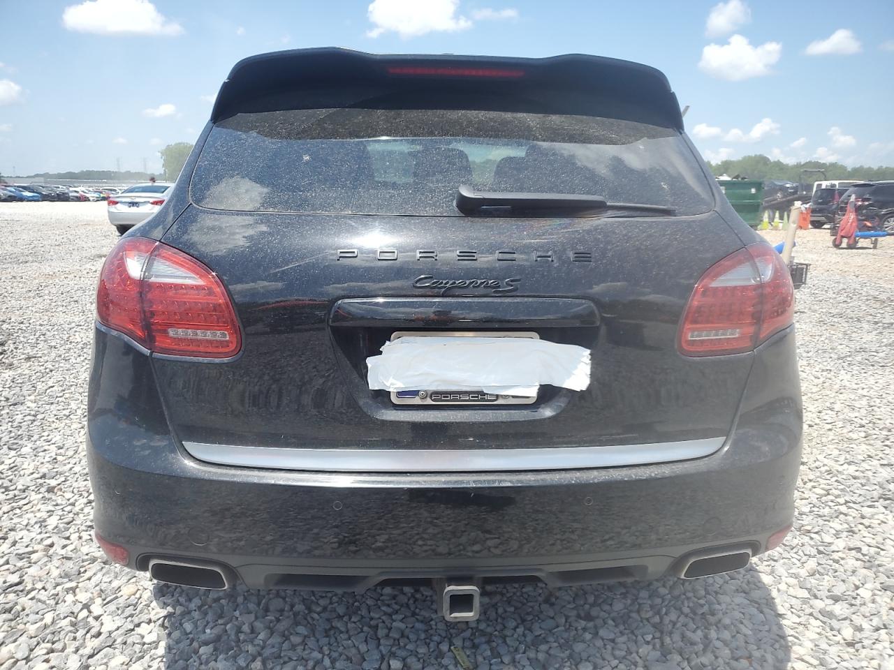 2011 Porsche Cayenne S VIN: WP1AB2A29BLA42077 Lot: 62181095