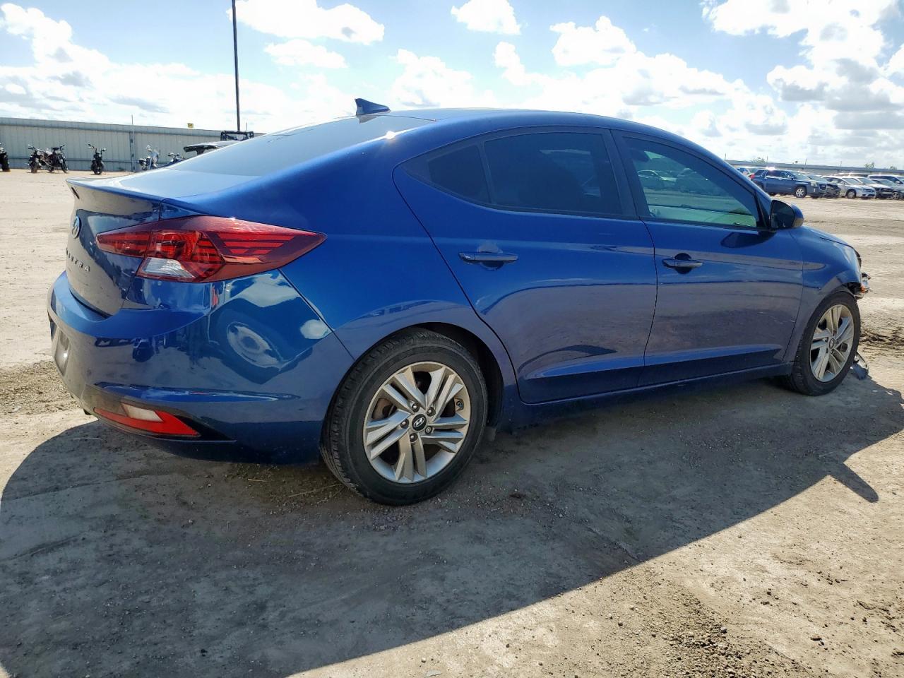 HYUNDAI ELANTRA 2020 VIN 5NPD84LF4LH495635 фото 3
