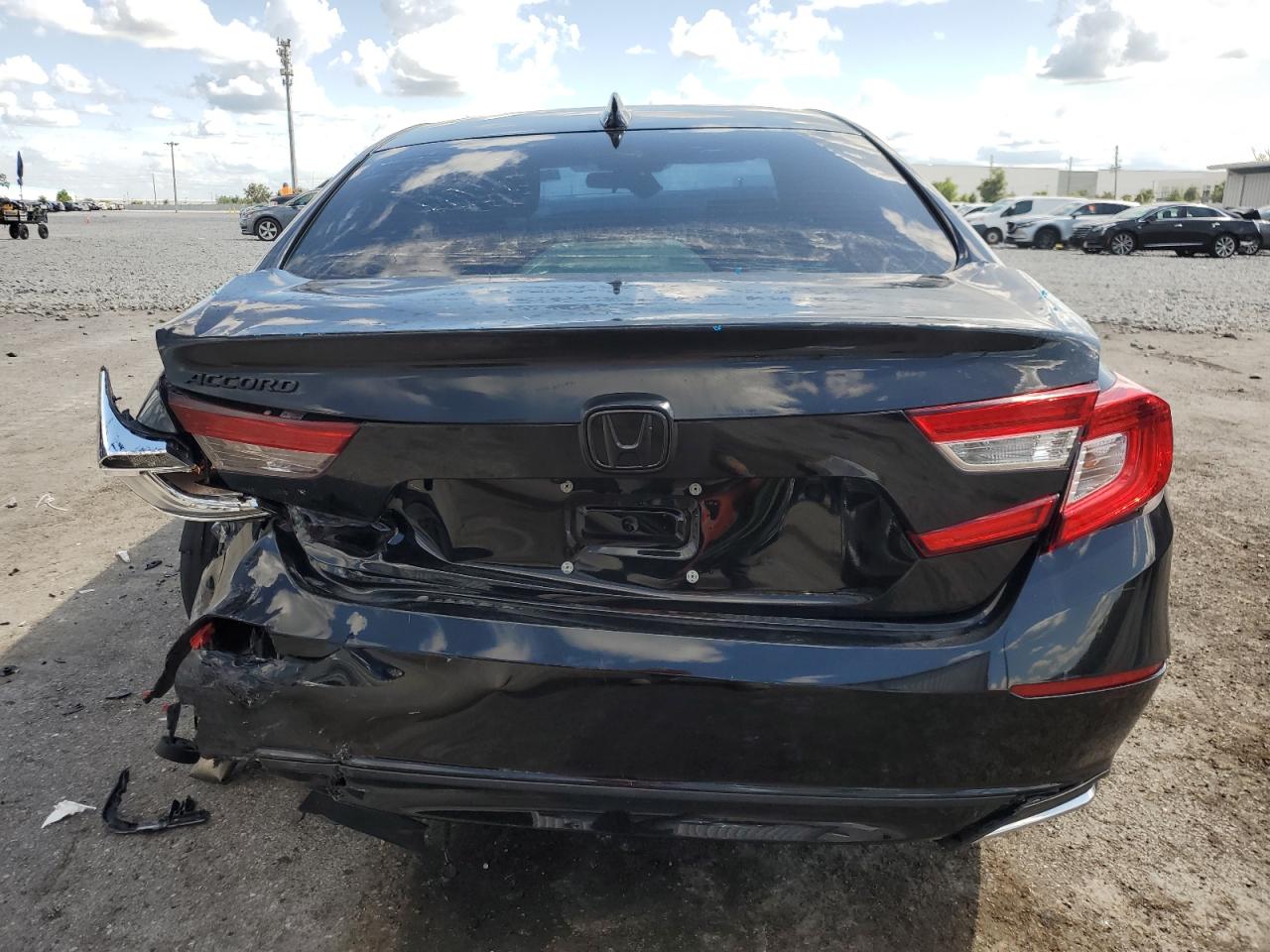 2021 Honda Accord Lx VIN: 1HGCV1F10MA120421 Lot: 62139665