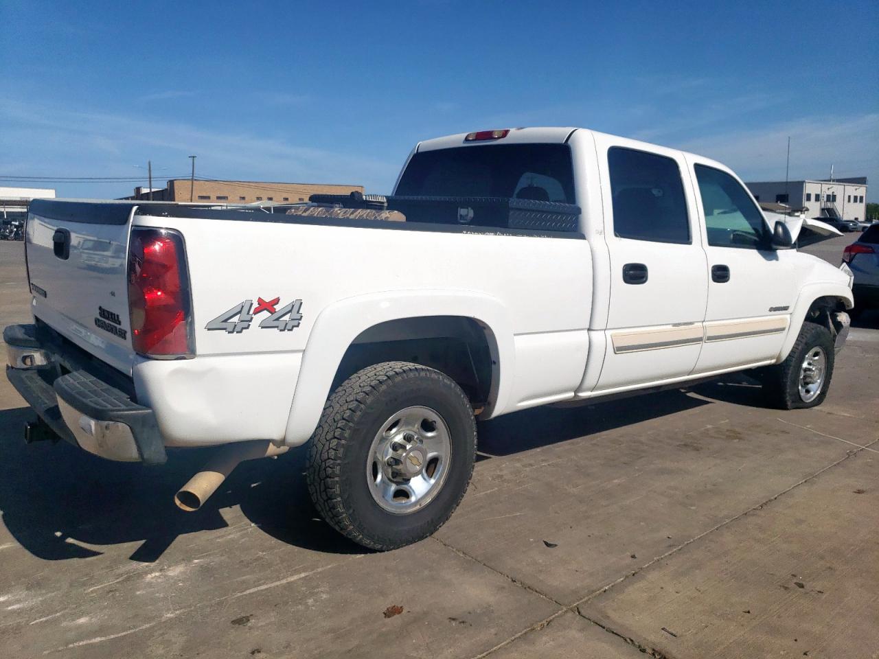 2004 Chevrolet Silverado K2500 Heavy Duty VIN: 1GCHK23U24F152162 Lot: 63068325