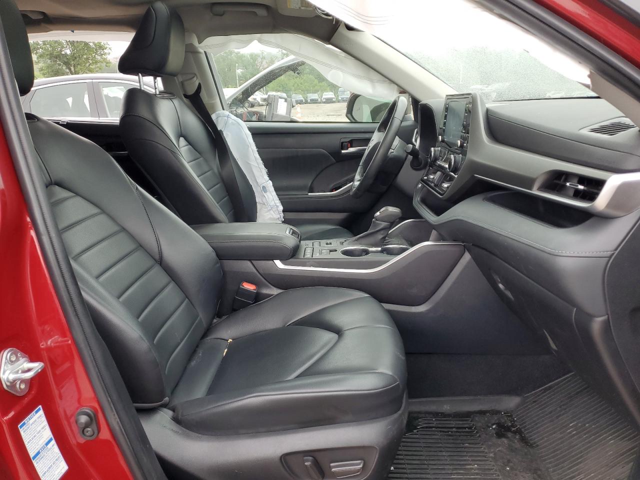 2022 Toyota Highlander Xle VIN: 5TDGZRBH8NS245421 Lot: 62498355