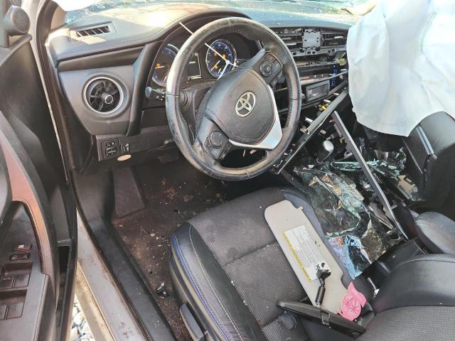  TOYOTA COROLLA 2017 Silver