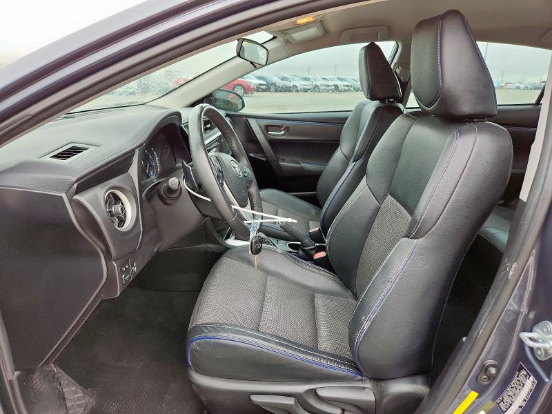  TOYOTA COROLLA 2017 Серый