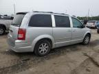 2010 Chrysler Town & Country Touring Plus zu verkaufen in Woodhaven, MI - Rear End