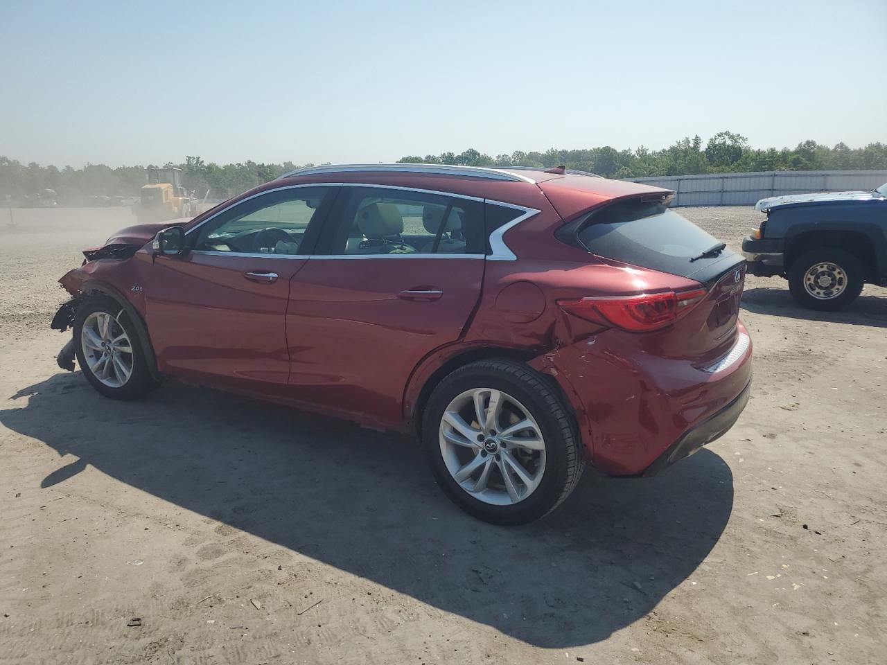INFINITI QX30 2019 VIN SJKCH5CP7KA011129 фото 2