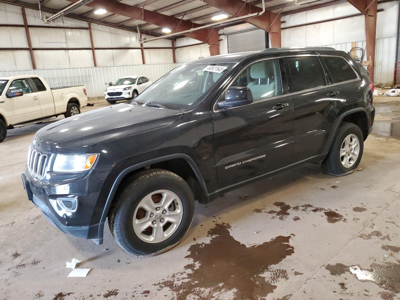 2016 Jeep Grand Cherokee Laredo for Sale in Lansing, MI - Vandalism