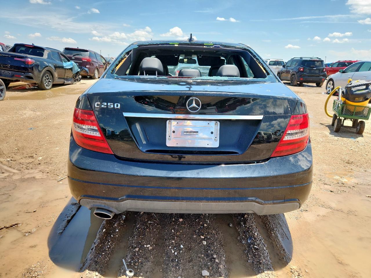2013 Mercedes-Benz C 250 VIN: WDDGF4HB8DF949637 Lot: 62544845