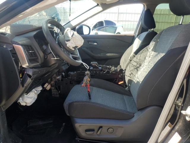  NISSAN ROGUE 2023 Czarny