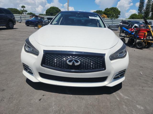  INFINITI Q50 2015 Biały