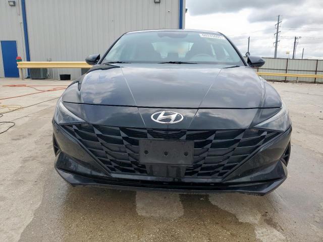  HYUNDAI ELANTRA 2023 Черный