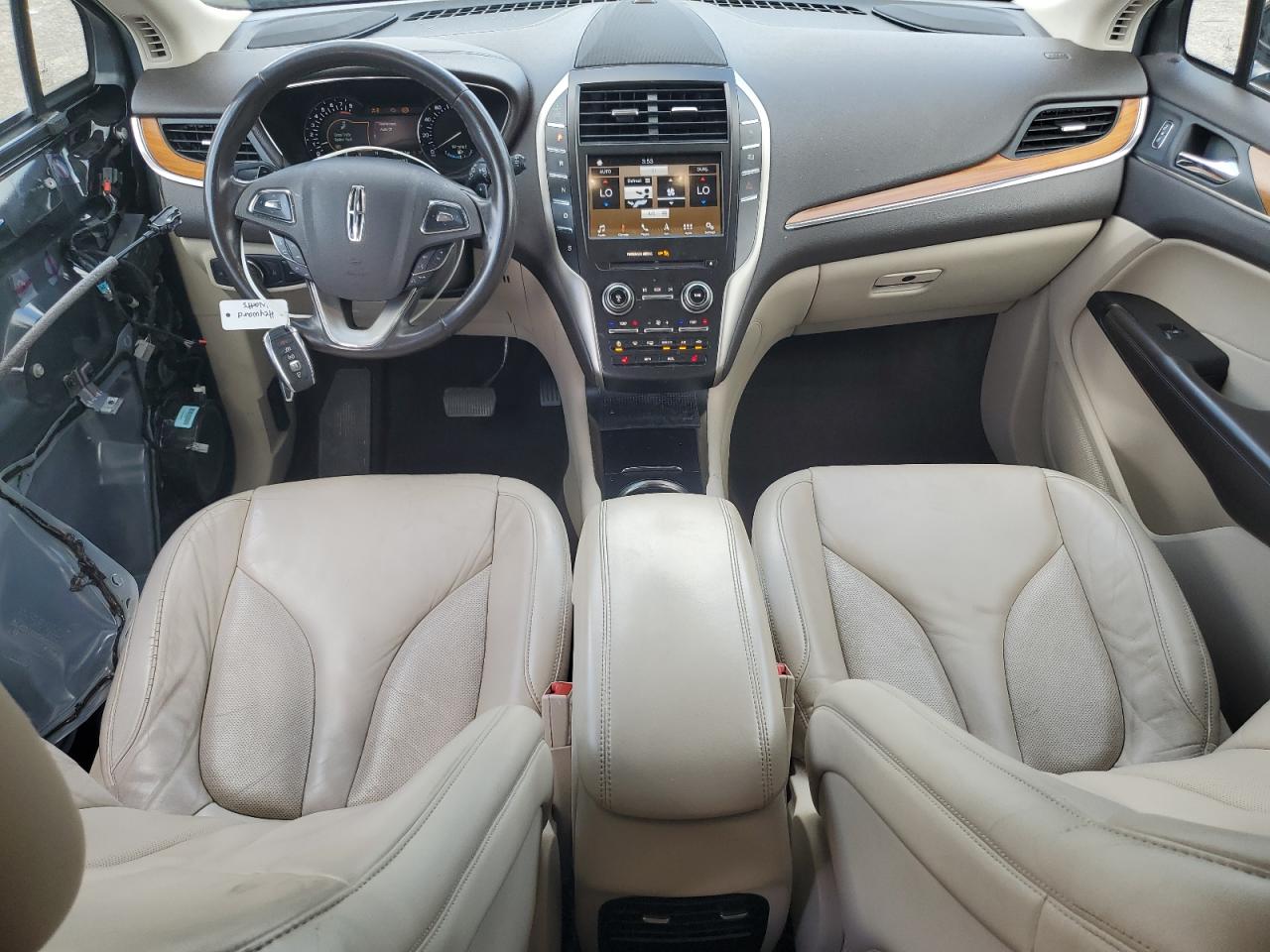 2019 Lincoln Mkc Select VIN: 5LMCJ2C98KUL16895 Lot: 61597835