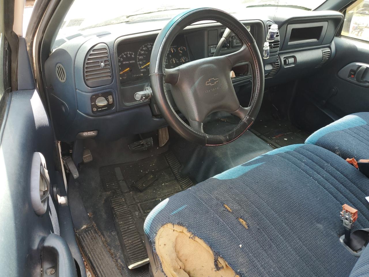 2000 Chevrolet Gmt-400 K2500 VIN: 1GCGK29R2YF428215 Lot: 94247695