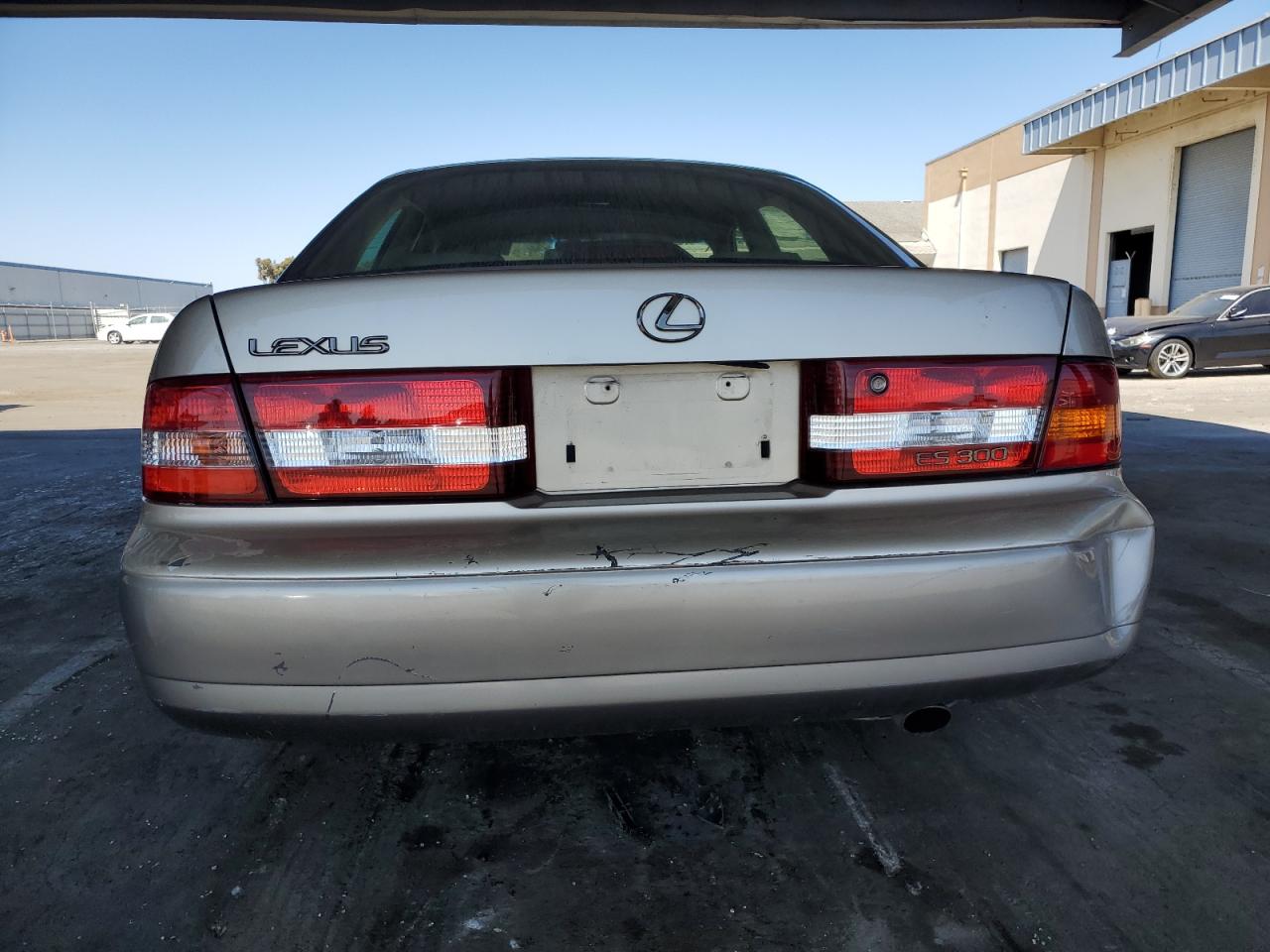 2000 Lexus Es 300 VIN: JT8BF28G9Y5102317 Lot: 63006745