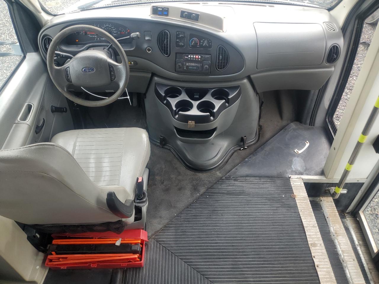 2007 Ford Econoline E450 Super Duty Cutaway Van VIN: 1FDXE45P47DA58754 Lot: 59593625