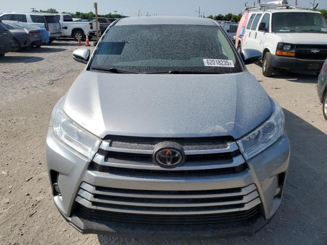  TOYOTA HIGHLANDER 2018 Srebrny