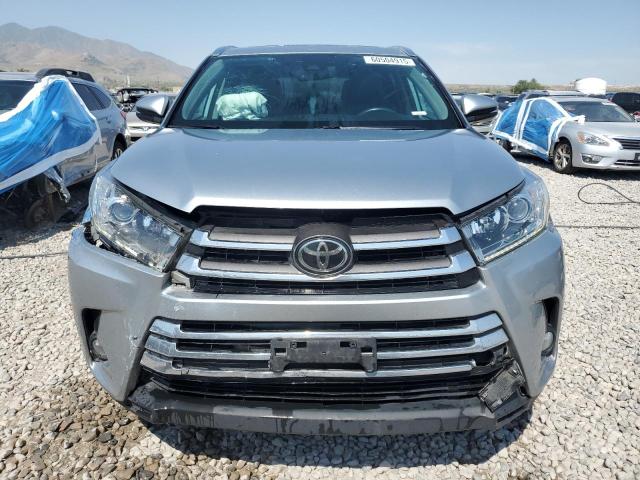  TOYOTA HIGHLANDER 2018 Silver