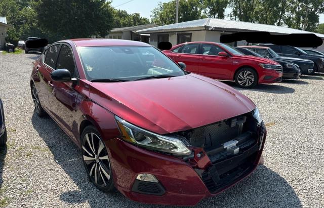  NISSAN ALTIMA 2022 Red