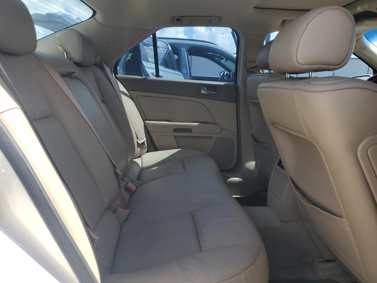 2007 Cadillac Sts VIN: 1G6DW677770141439 Lot: 62076665
