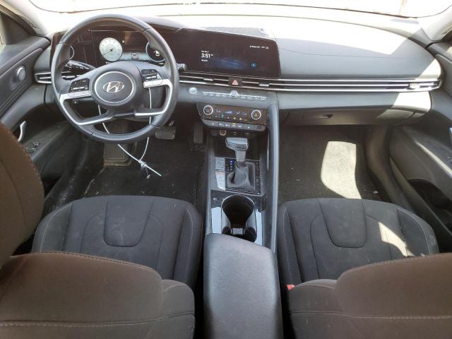  HYUNDAI ELANTRA 2023 Красный