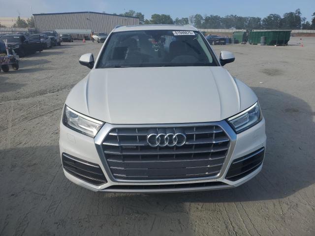  AUDI Q5 2020 Белы