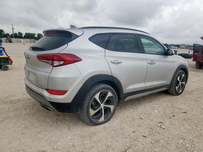  HYUNDAI TUCSON 2018 Silver