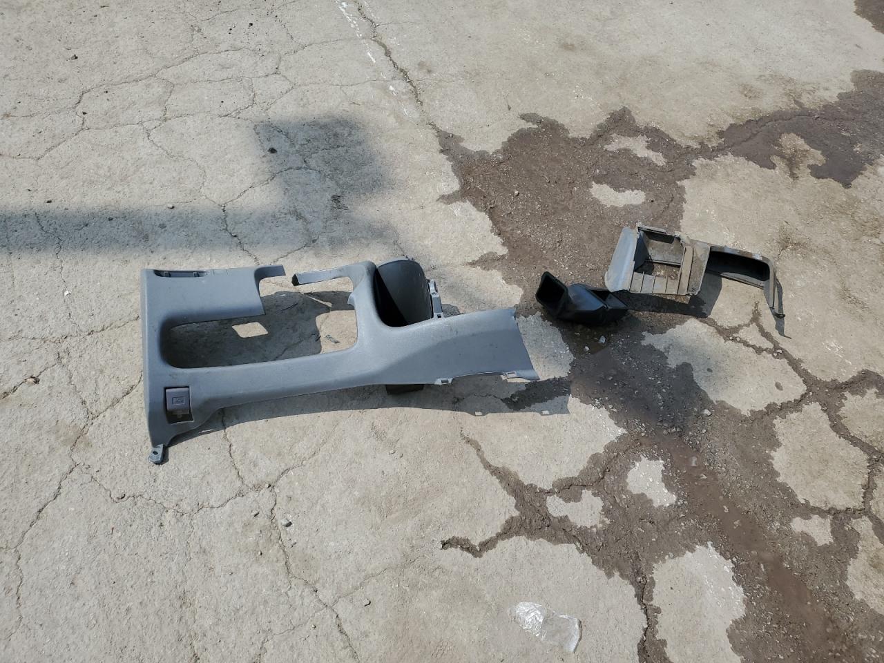 2001 Toyota Echo VIN: JTDAT123510171479 Lot: 60256385