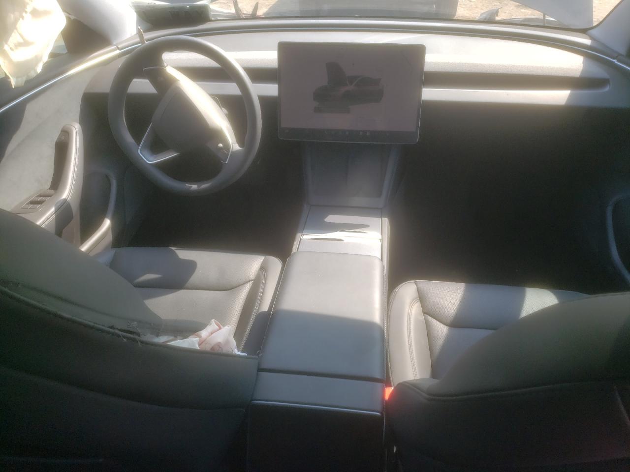 2024 Tesla Model 3 VIN: 5YJ3E1EB8RF827077 Lot: 60644045