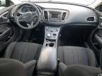 Cahokia Heights, IL에서 판매 중인 2015 Chrysler 200 Limited   - Front End
