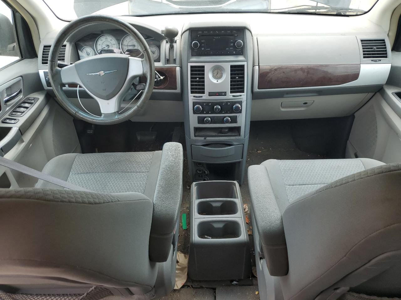 2010 Chrysler Town & Country Touring VIN: 2A4RR5D11AR243430 Lot: 62012025