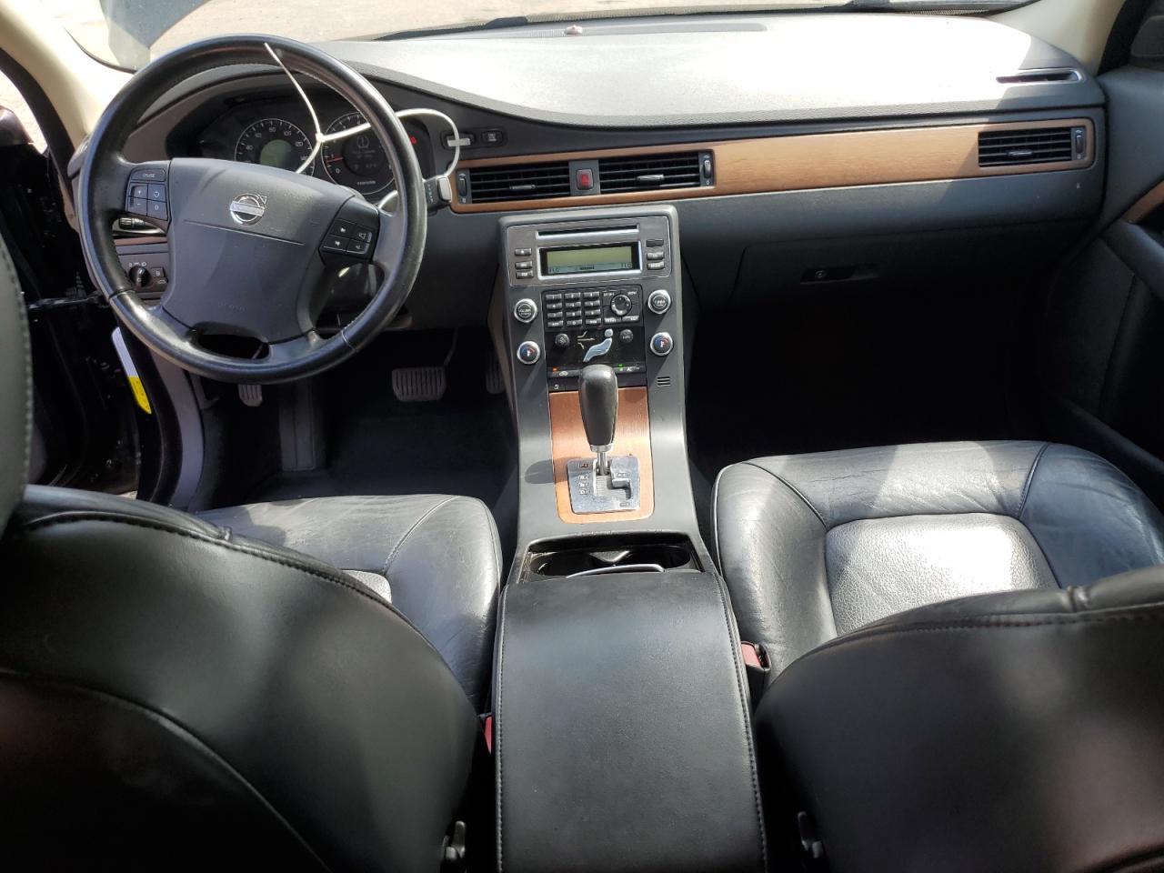 2008 Volvo S80 3.2 VIN: YV1AS982481077463 Lot: 60875405