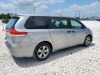 2011 Toyota Sienna  იყიდება Taylor-ში, TX - Side