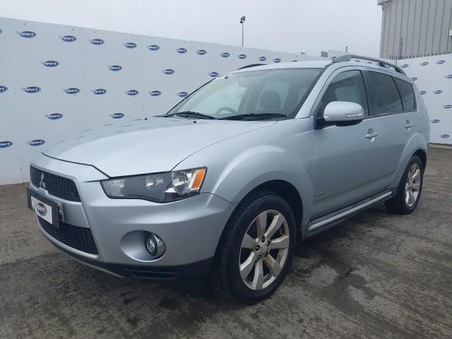 MITSUBISHI OUTLANDER 2011