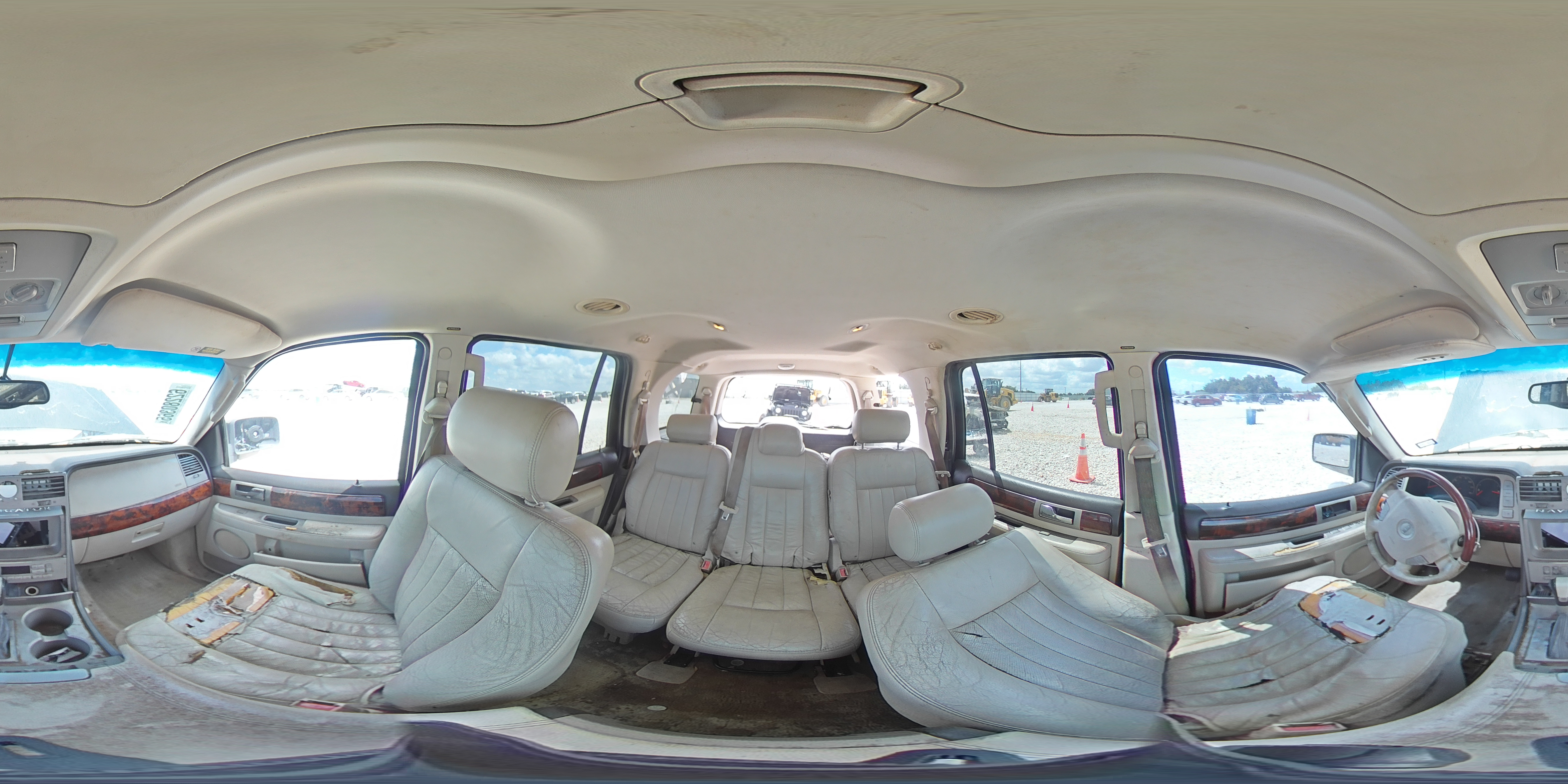 2003 Lincoln Navigator VIN: 5LMFU27R33LJ18148 Lot: 62280365