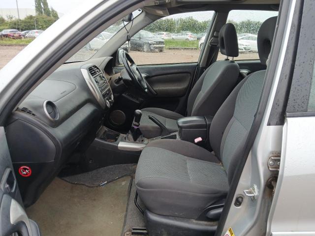 2005 TOYOTA RAV4 XT3 V