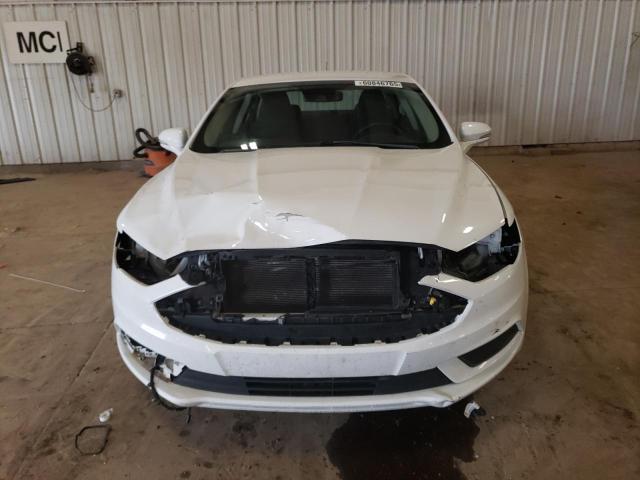 Sedans FORD FUSION 2017 Biały
