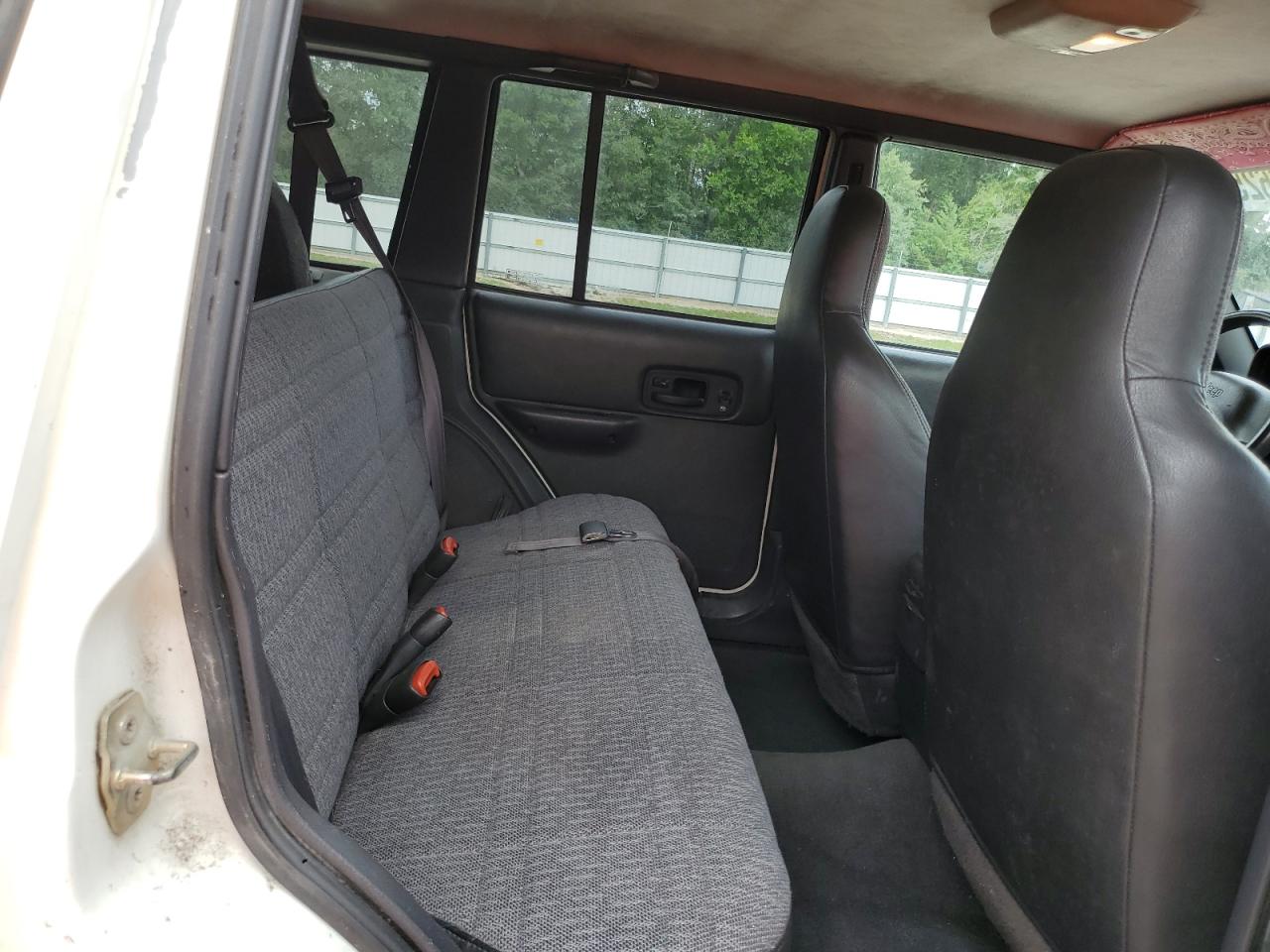 2001 Jeep Cherokee Sport VIN: 1J4FF48S31L520760 Lot: 59807625