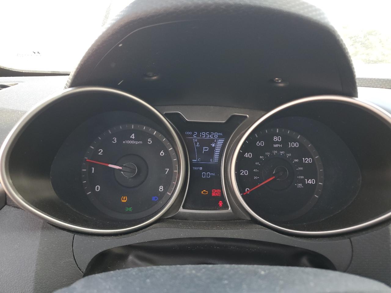 2016 Hyundai Veloster VIN: KMHTC6AD3GU270914 Lot: 60372885