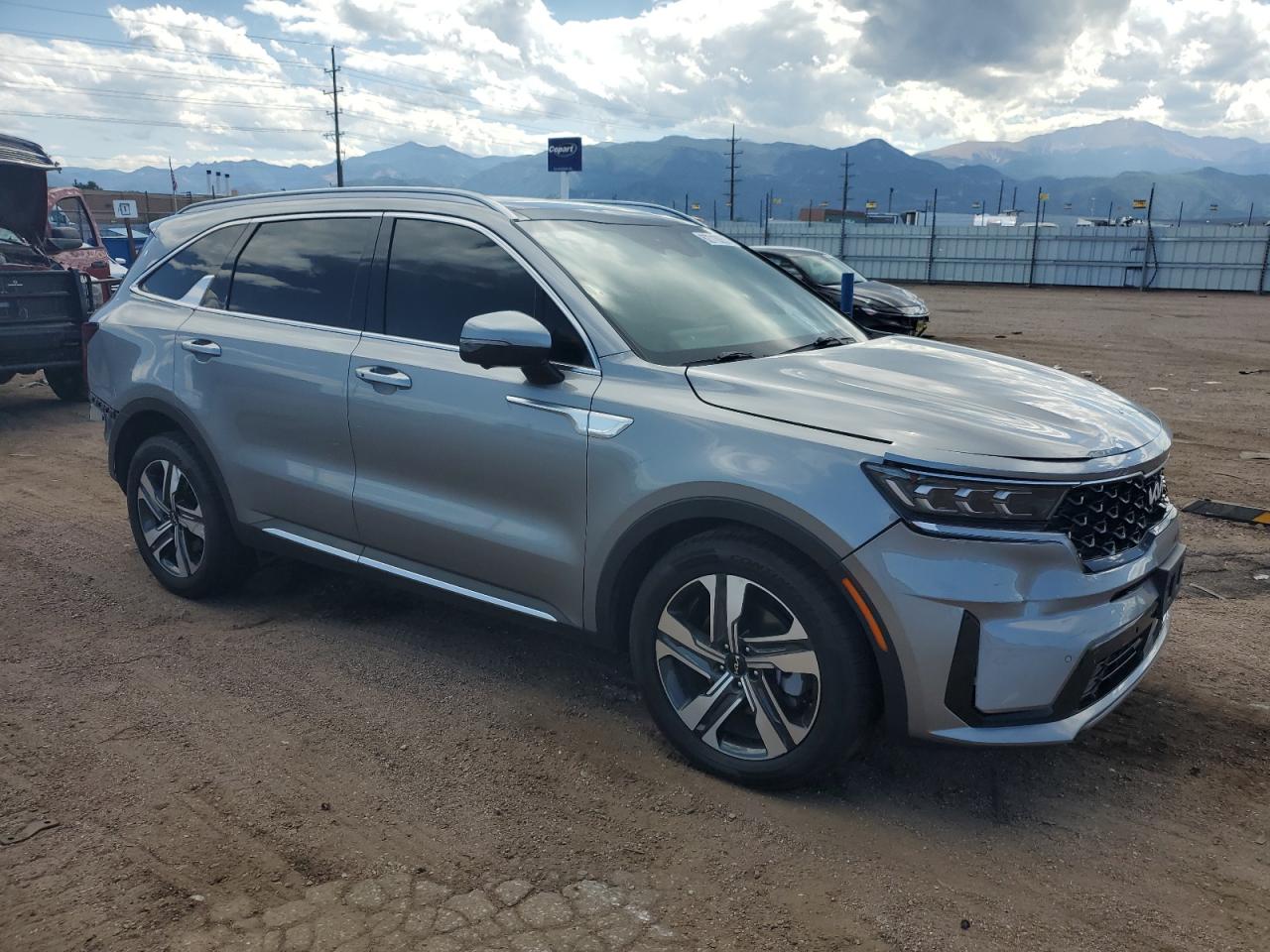 KIA SORENTO 2023 VIN KNDRKDLG9P5147447 photo 4