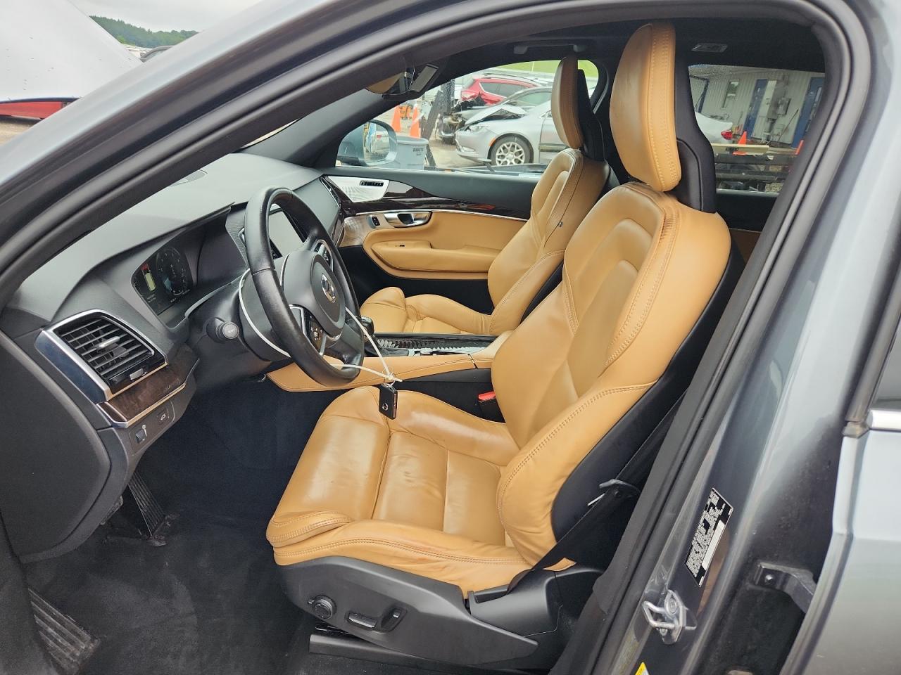 2017 Volvo Xc90 T6 VIN: YV4A22PK4H1167076 Lot: 62409575