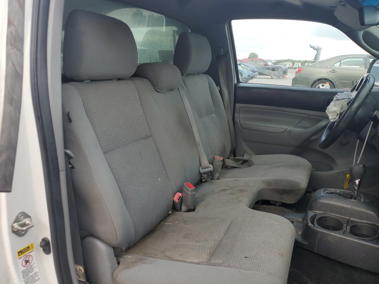 TOYOTA All Models 2014 VIN 5TFNX4CN0EX040416 фото 10