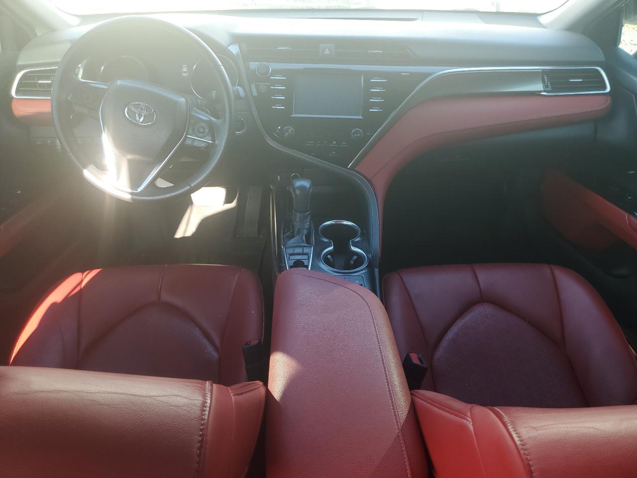 TOYOTA CAMRY 2018 VIN 4T1B61HK9JU097966 фото 8