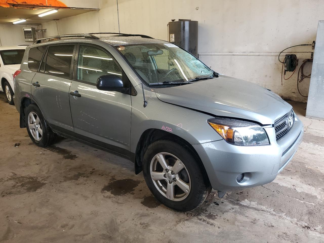 TOYOTA RAV4 2006 VIN JTMBK33VX66001738 photo 4
