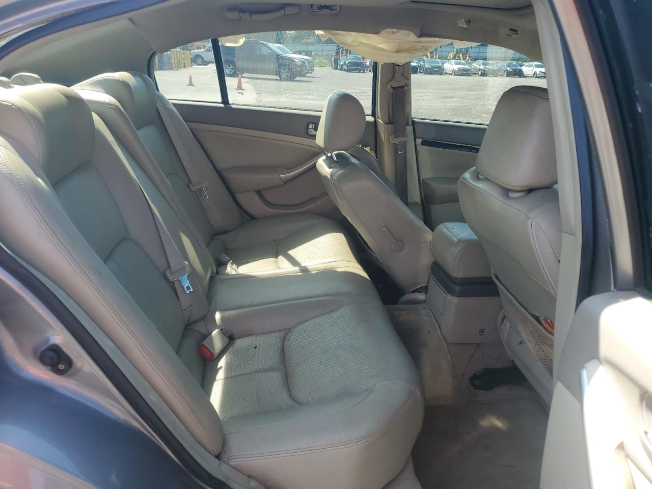 2004 Infiniti G35 VIN: JNKCV51F04M704825 Lot: 61494755