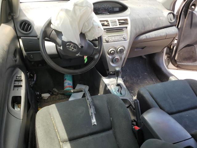  TOYOTA YARIS 2012 Srebrny