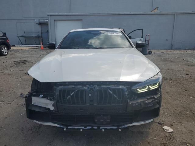  BMW M4 2024 Белы