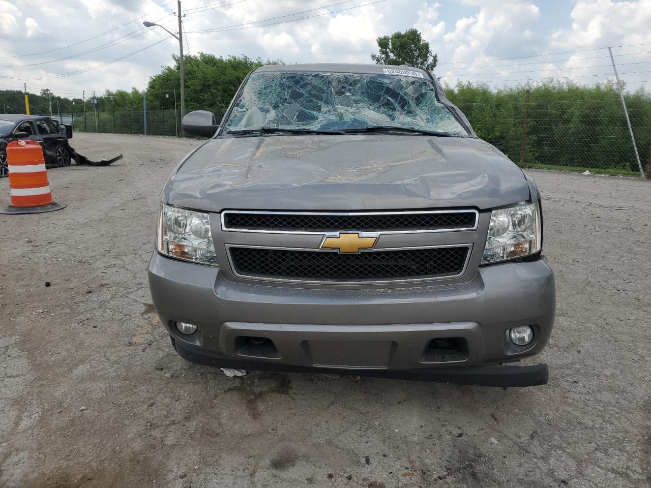 CHEVROLET SUBURBAN 2008 VIN 1GNFK16358J125472 фото 5