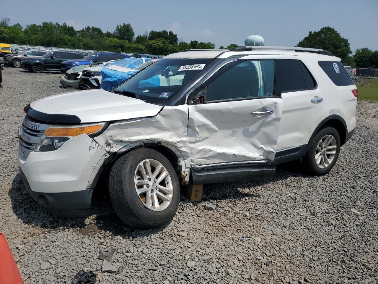 2012 Ford Explorer Xlt for Sale in Hillsborough, NJ - Front End